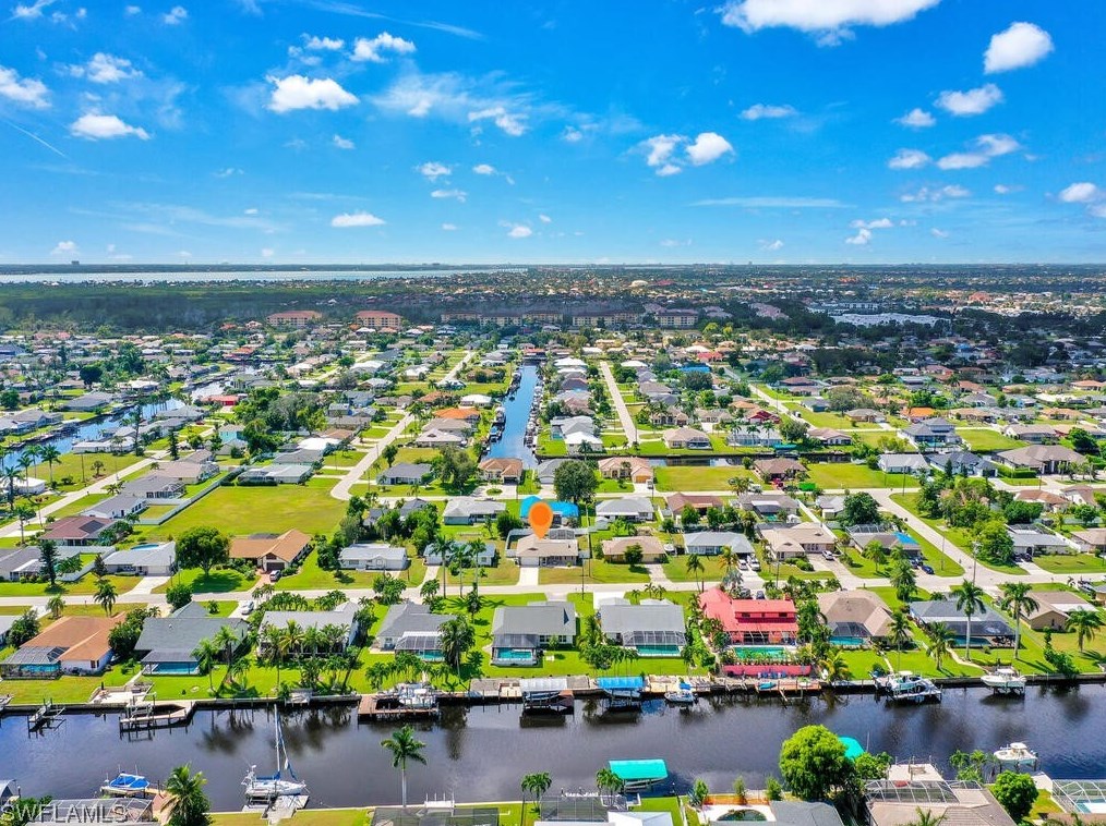 2006 13th St, Cape Coral FL  33990-4801 exterior