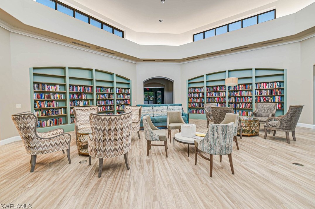 10508 Bella Vis Dr, Fort Myers FL 33913-7005 exterior