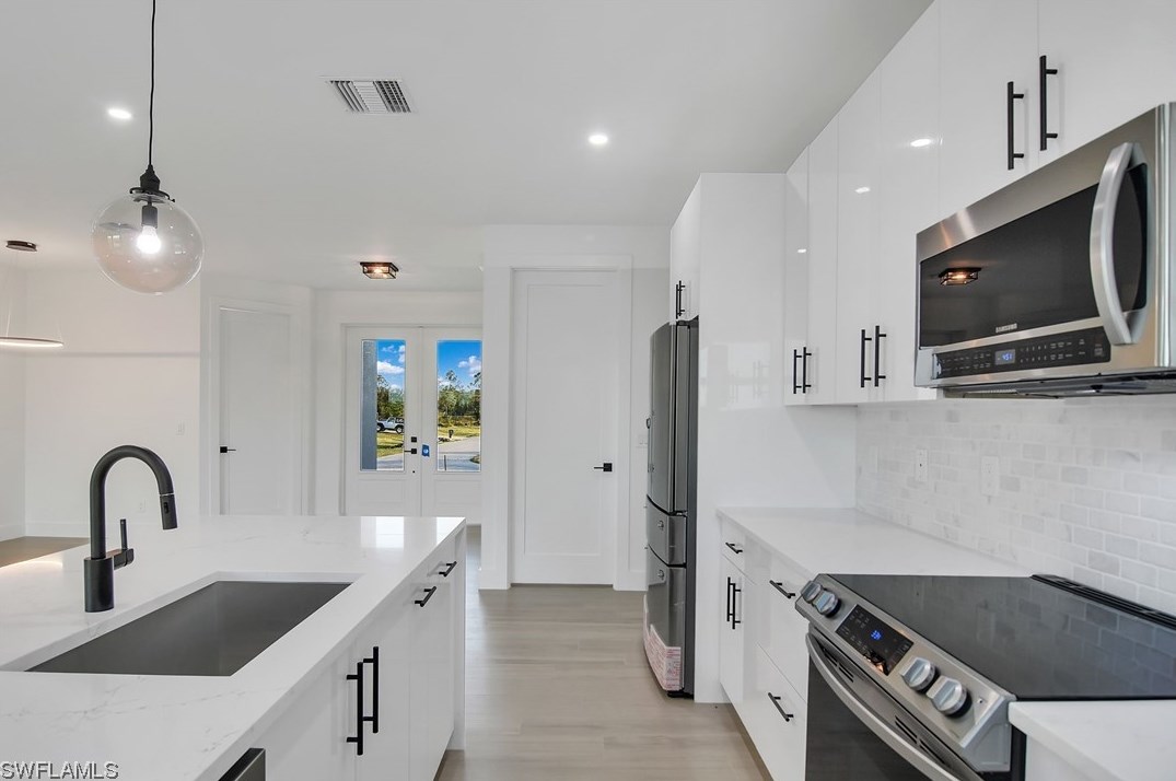 1908 24 Ave, Cape Coral FL  33909-0028 exterior