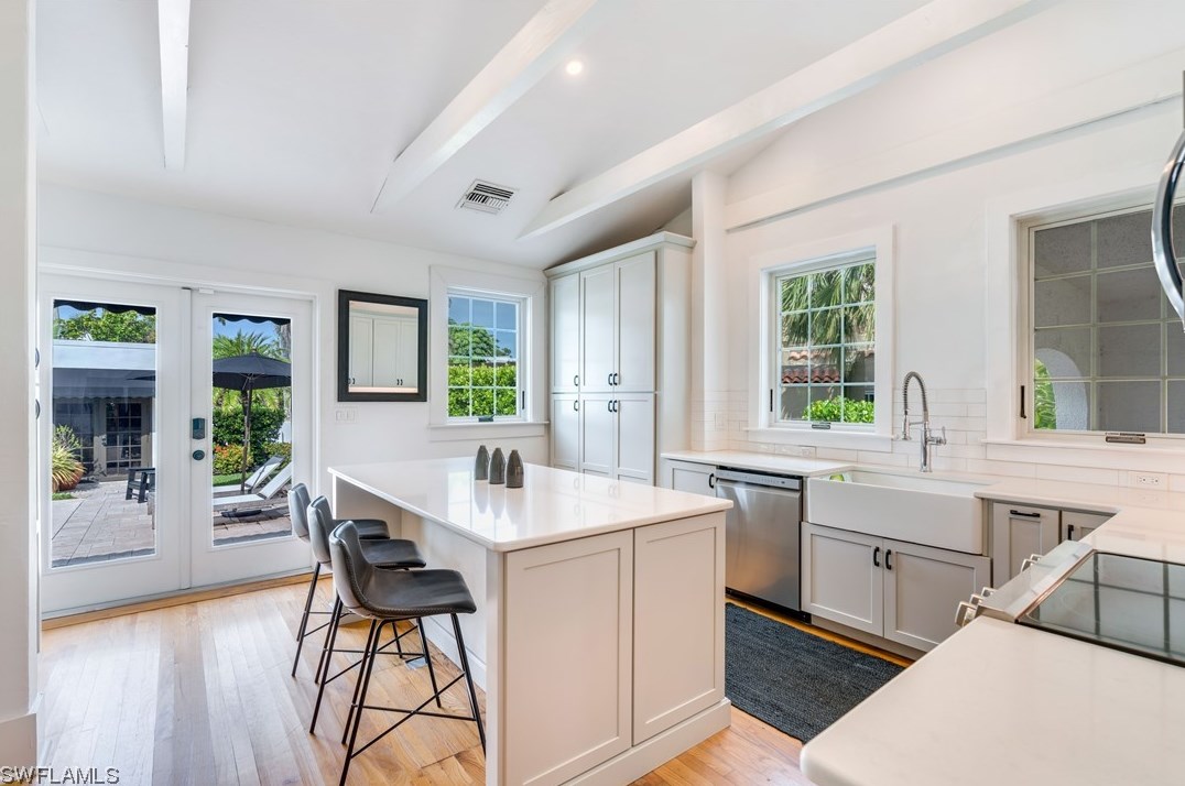 1376 Barcelona Ave, Fort Myers FL  33901-6625 exterior