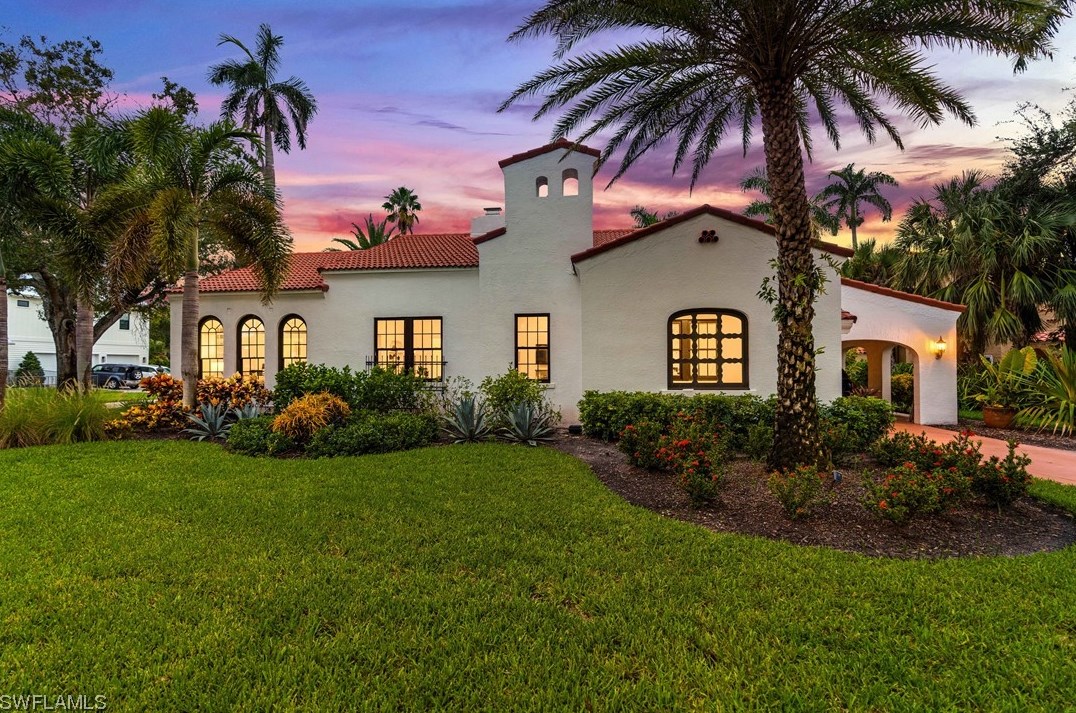 1376 Barcelona Ave, Fort Myers FL  33901-6625 exterior