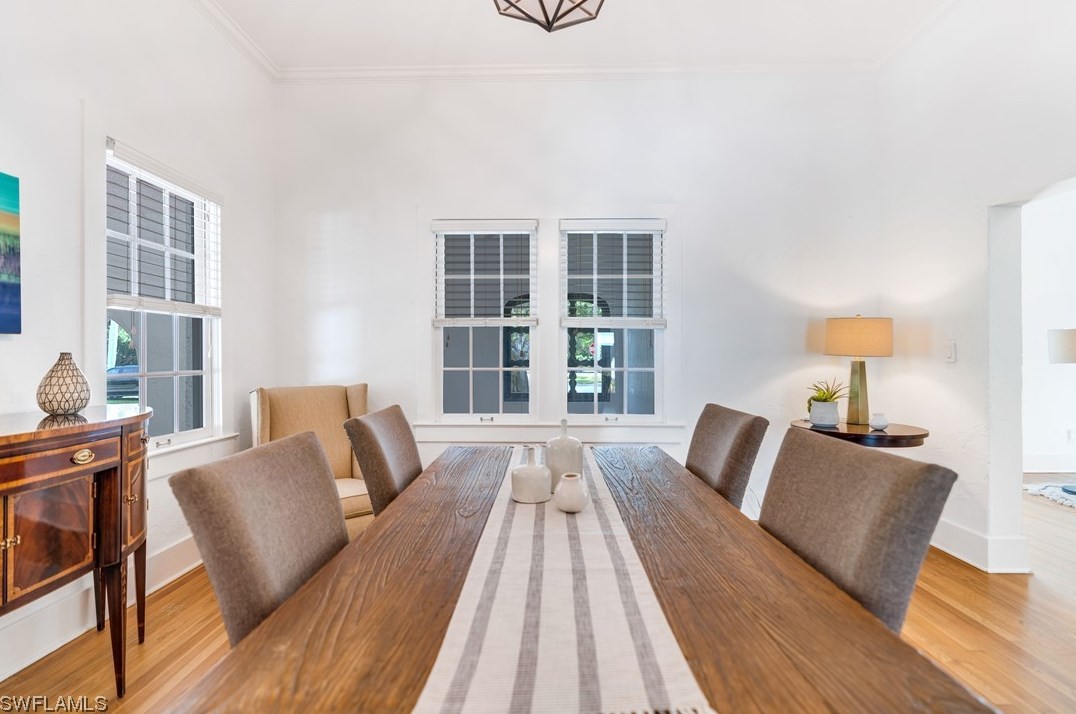 1376 Barcelona Ave, Fort Myers FL  33901-6625 exterior