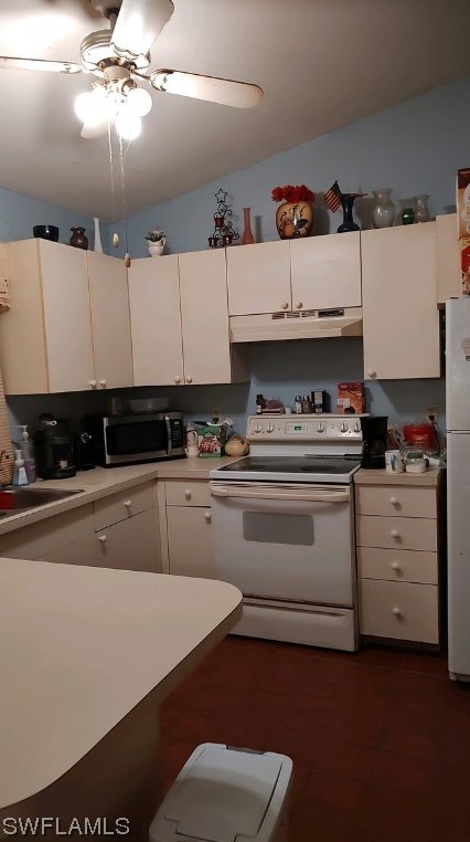 8498 Caloosa Rd, Fort Myers FL  33967-5203 exterior