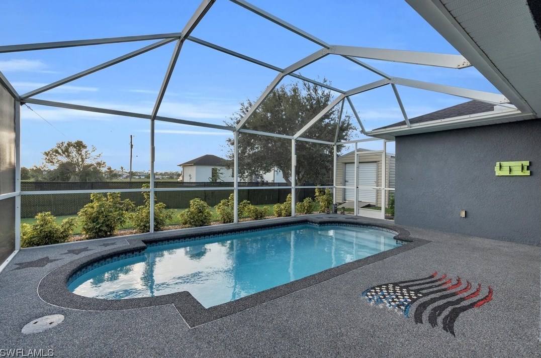 3940 41st Pl, Cape Coral FL  33993-7933 exterior