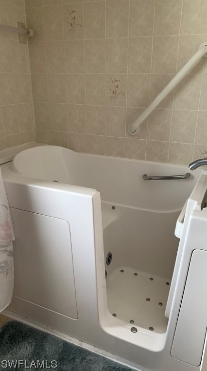 1415 40th Ter, Cape Coral FL  33914-5616 exterior