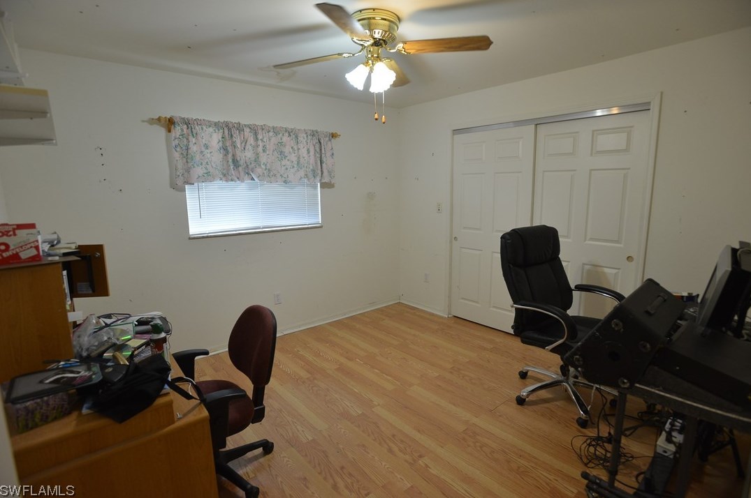 1415 40th Ter, Cape Coral FL  33914-5616 exterior