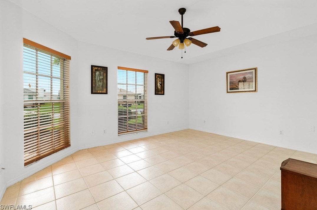 3601 Gloxinia Dr, North Fort Myers FL  33917-2089 exterior