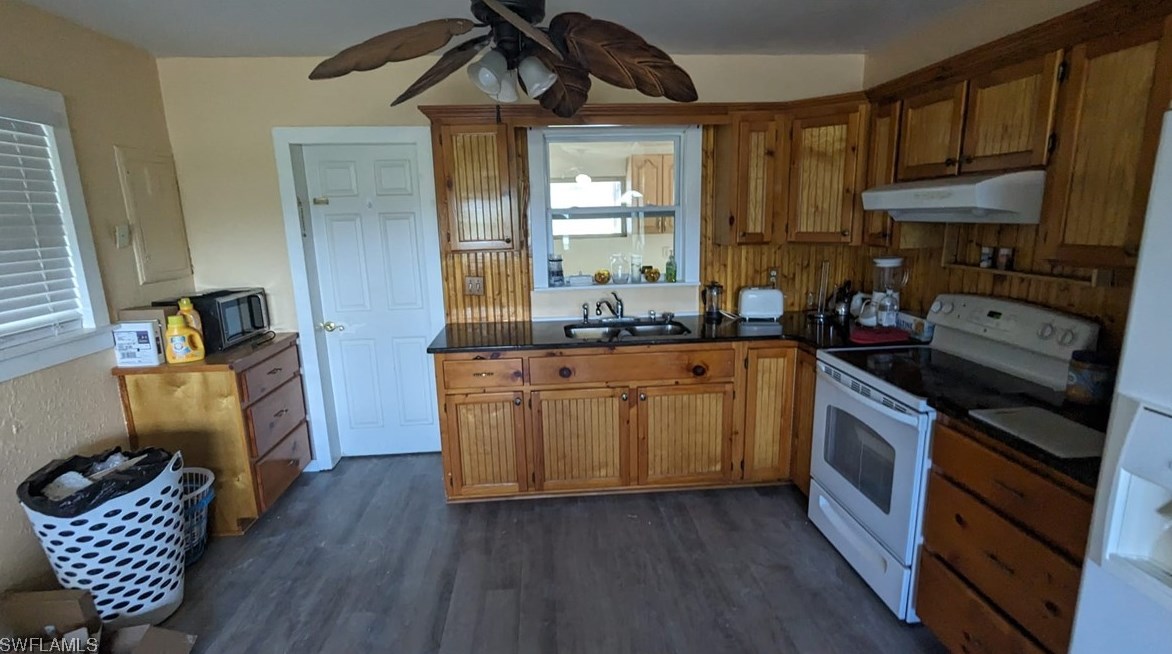 5419 Maze Dr, Punta Gorda FL  33982-1959 exterior