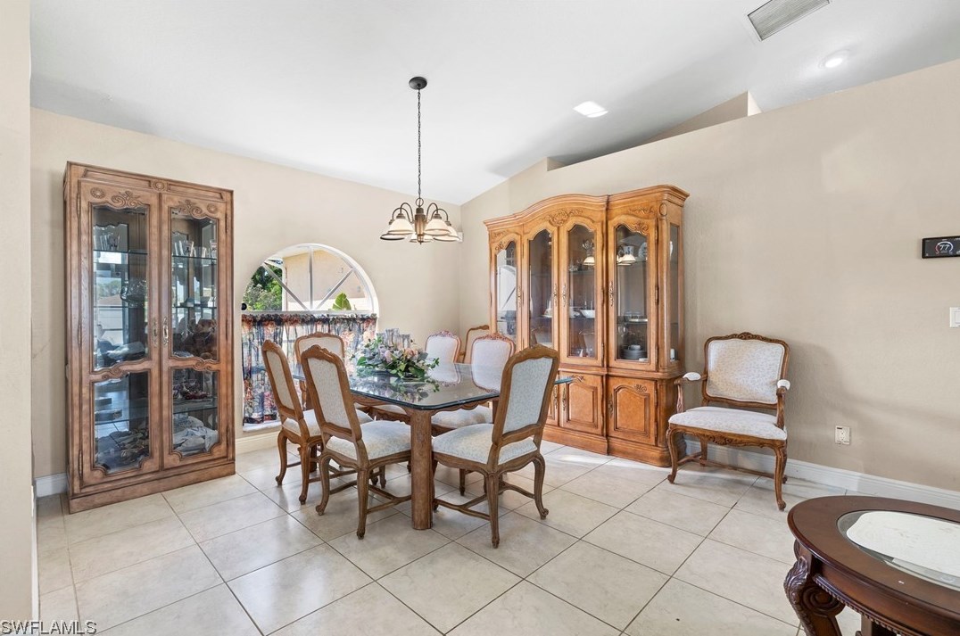 3701 47th Ln, Cape Coral FL  33993-7348 exterior