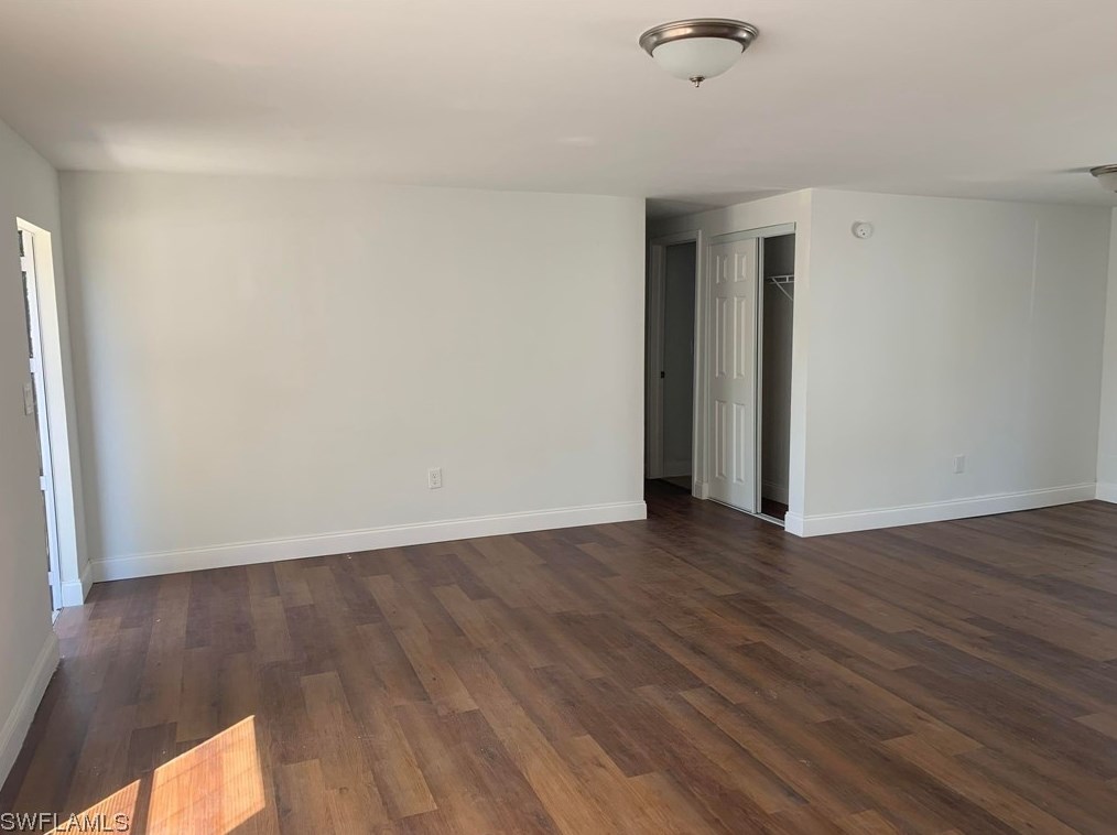 2001 Buddy Ln, Fort Myers FL  33917-1696 exterior