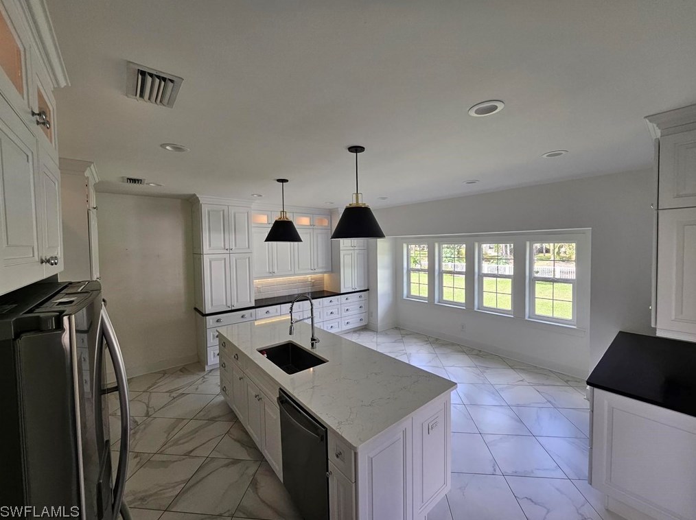 12290 Coconut Creek Ct, Fort Myers FL  33908-3047 exterior