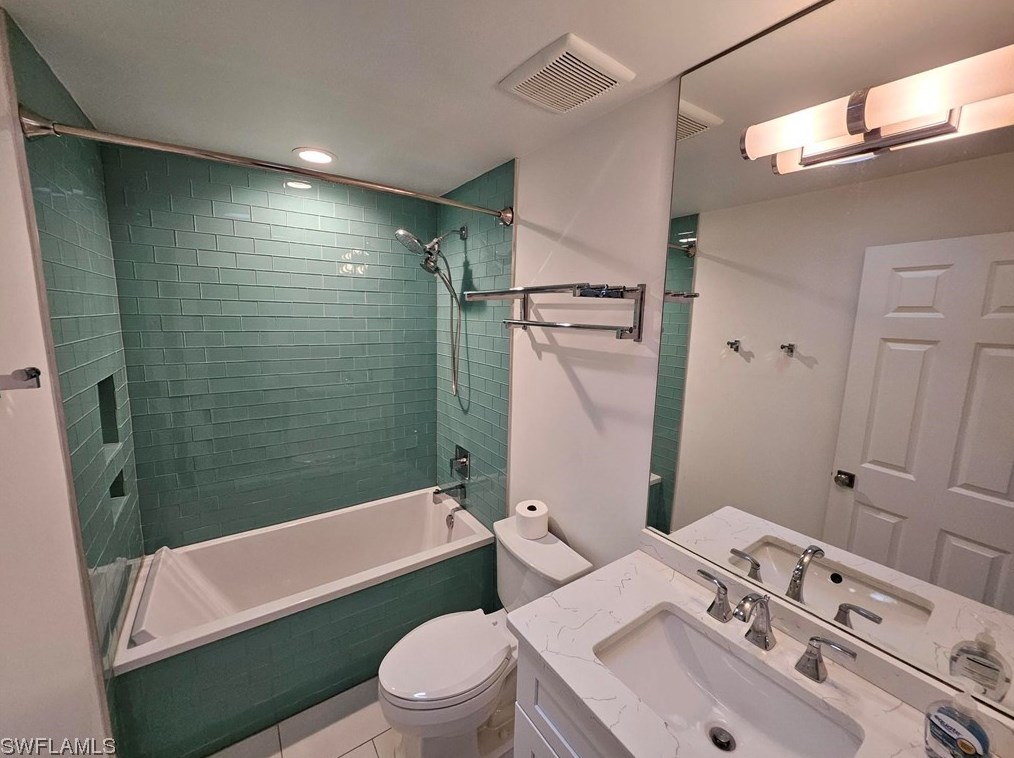 12290 Coconut Creek Ct, Fort Myers FL  33908-3047 exterior