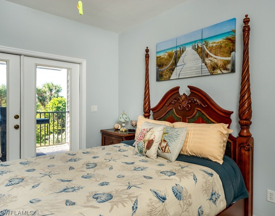 5298 Umbrella Pool Rd, Sanibel FL  33957-2407 exterior