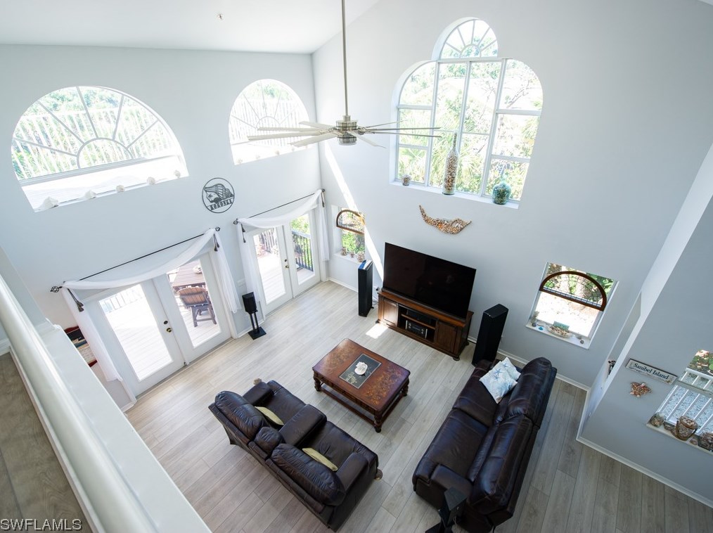 5298 Umbrella Pool Rd, Sanibel FL  33957-2407 exterior