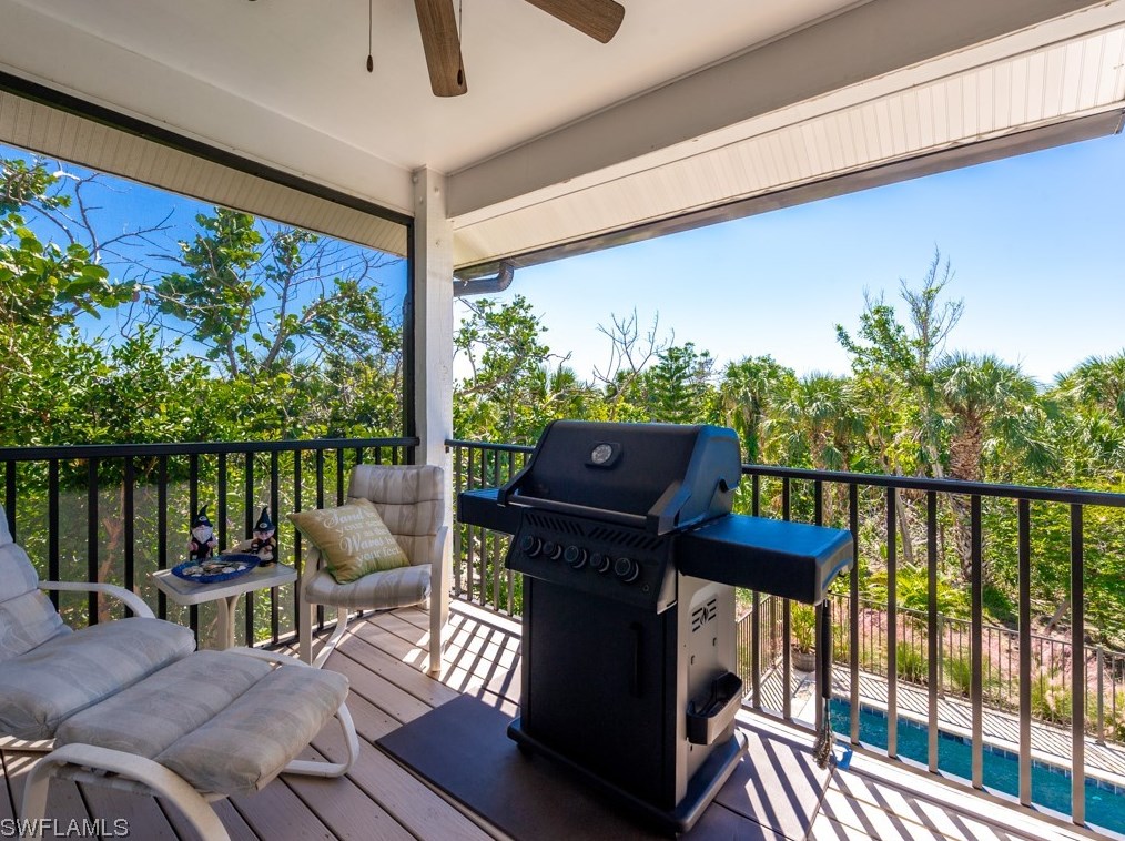 5298 Umbrella Pool Rd, Sanibel FL  33957-2407 exterior