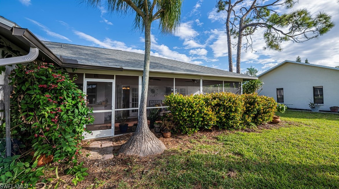 9350 Pineapple Rd, Fort Myers FL  33967-4851 exterior