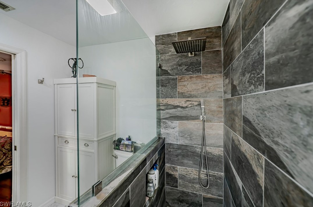 9350 Pineapple Rd, Fort Myers FL  33967-4851 exterior