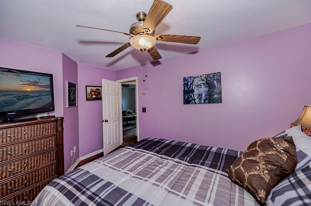 9350 Pineapple Rd, Fort Myers FL  33967-4851 exterior