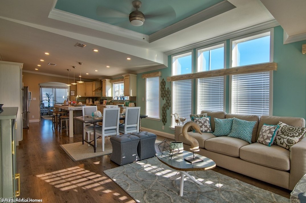 8697 Yukon Ct, Saint James City FL  33956-3042 exterior