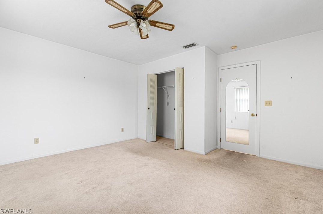 289 Ground Dove Cir, Lehigh Acres FL 33936-6931 exterior