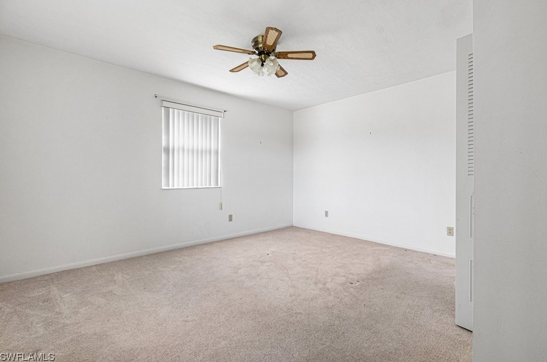 289 Ground Dove Cir, Lehigh Acres FL 33936-6931 exterior