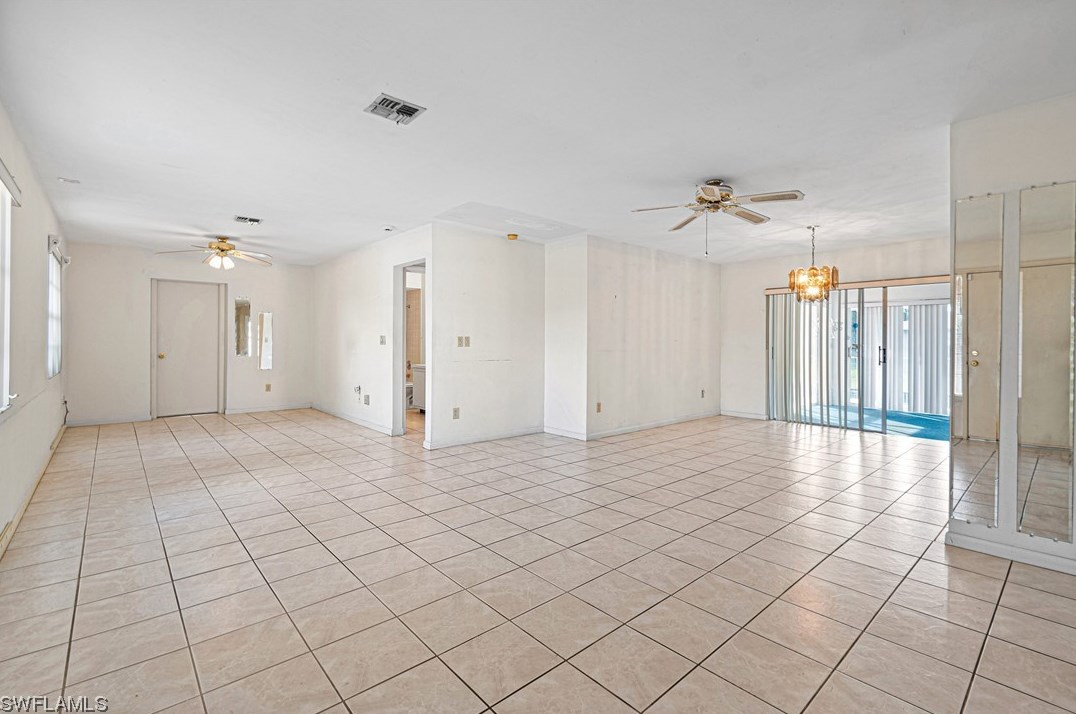 289 Ground Dove Cir, Lehigh Acres FL 33936-6931 exterior