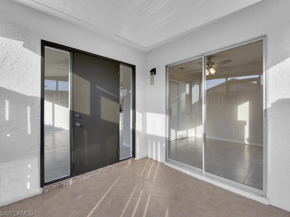 17327 Birchwood Ln, Fort Myers FL  33908-6183 exterior