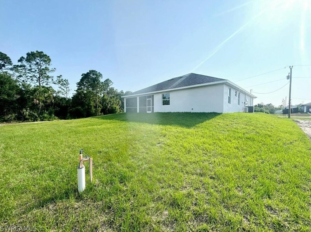2812 Judy Ave, Lehigh Acres FL  exterior