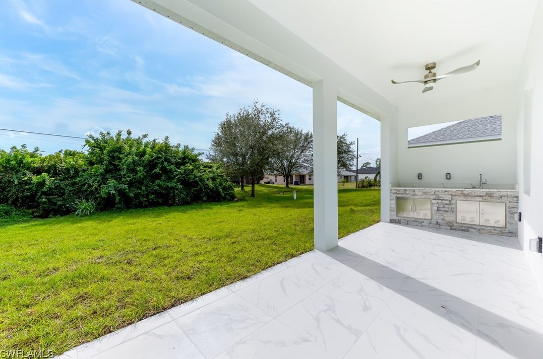 4307 13 St, Lehigh Acres FL  33976-2716 exterior