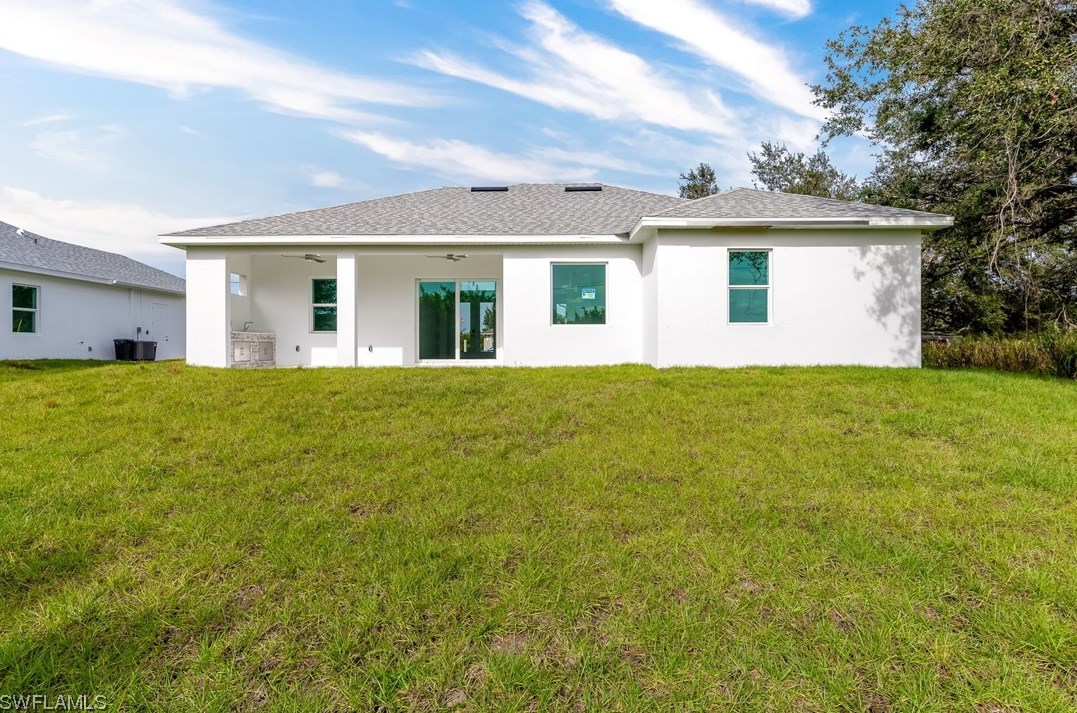 4307 13 St, Lehigh Acres FL  33976-2716 exterior