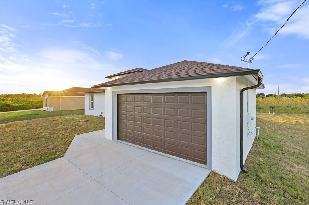 2806 69th St, Lehigh Acres FL 33971-5854 exterior