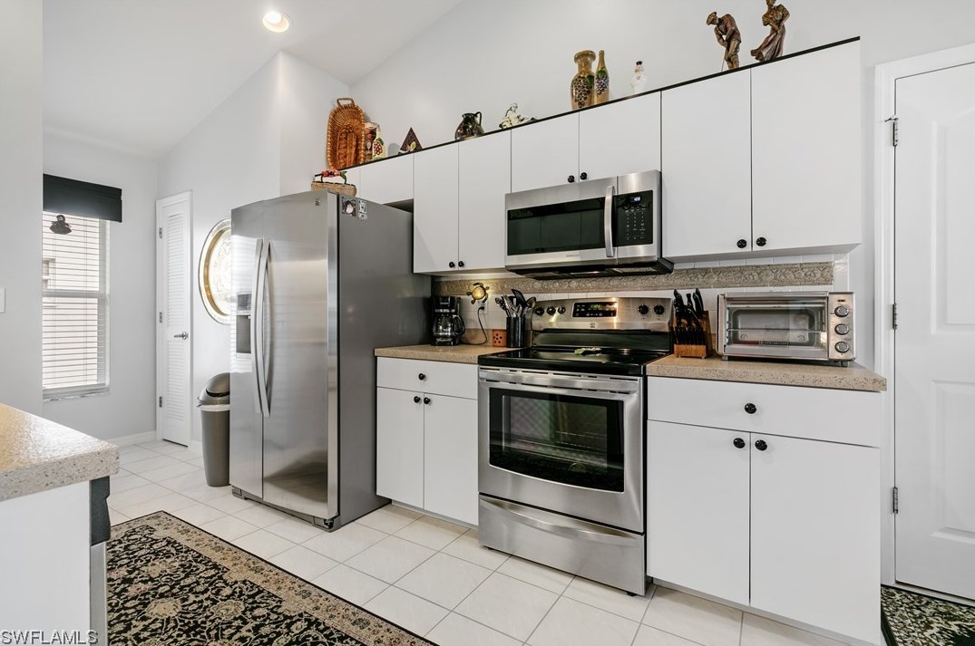 3561 Gloxinia Dr, Fort Myers FL  33917-2060 exterior