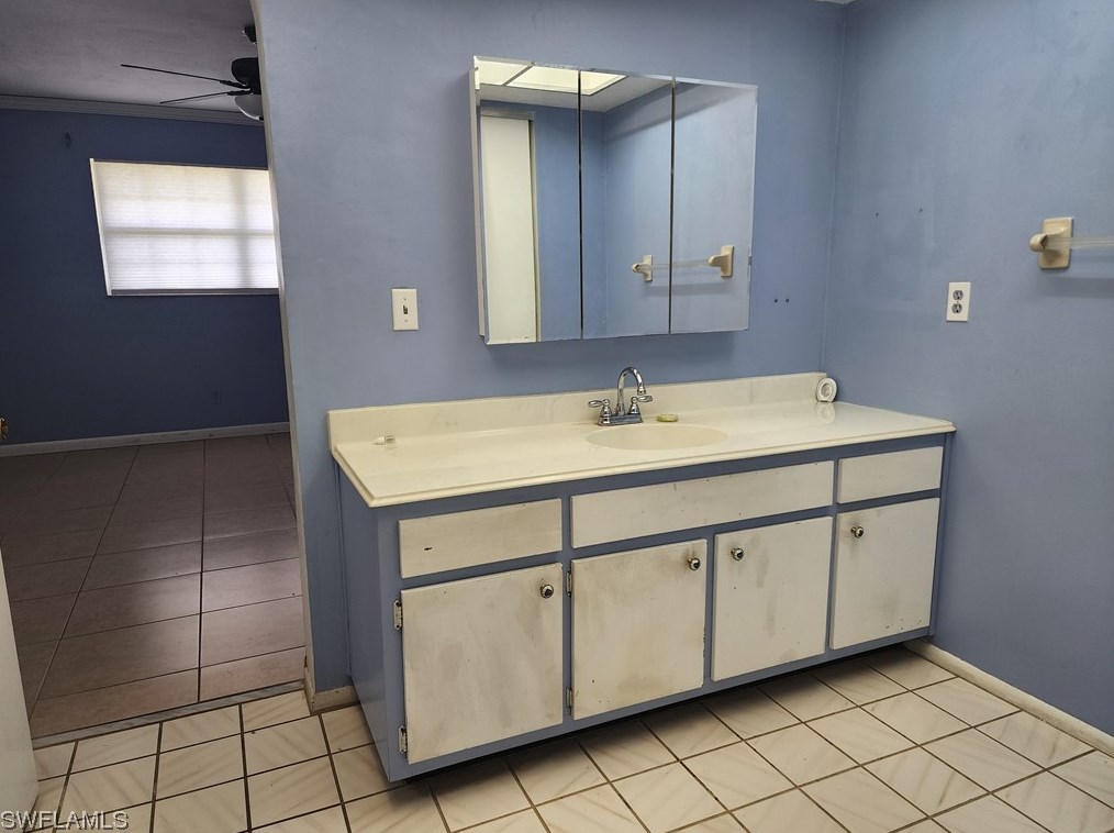 522 Michael Ave, Lehigh Acres FL  33936-1044 exterior