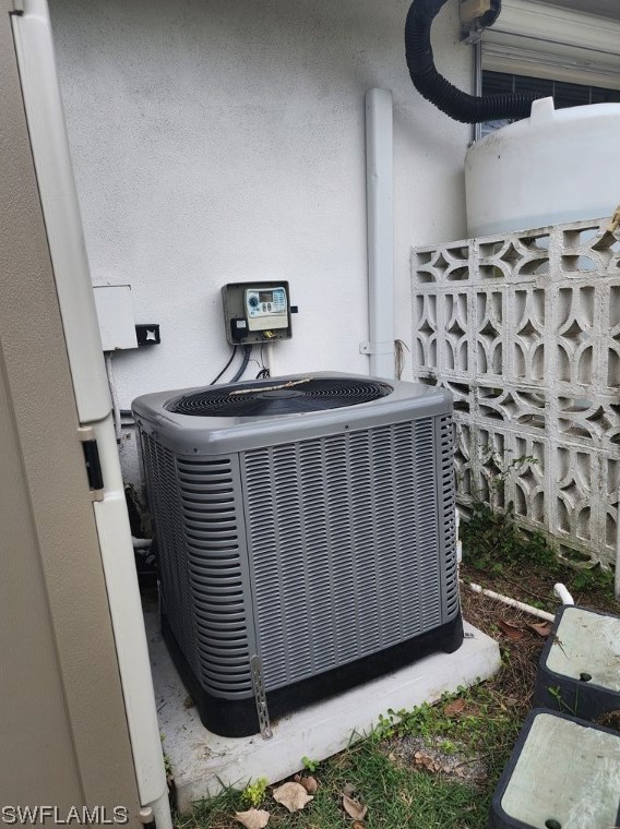 522 Michael Ave, Lehigh Acres FL  33936-1044 exterior