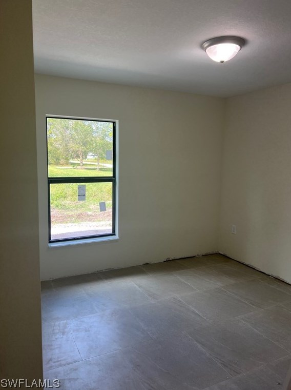 332 Peerless St, Lehigh Acres FL 33974-9440 exterior