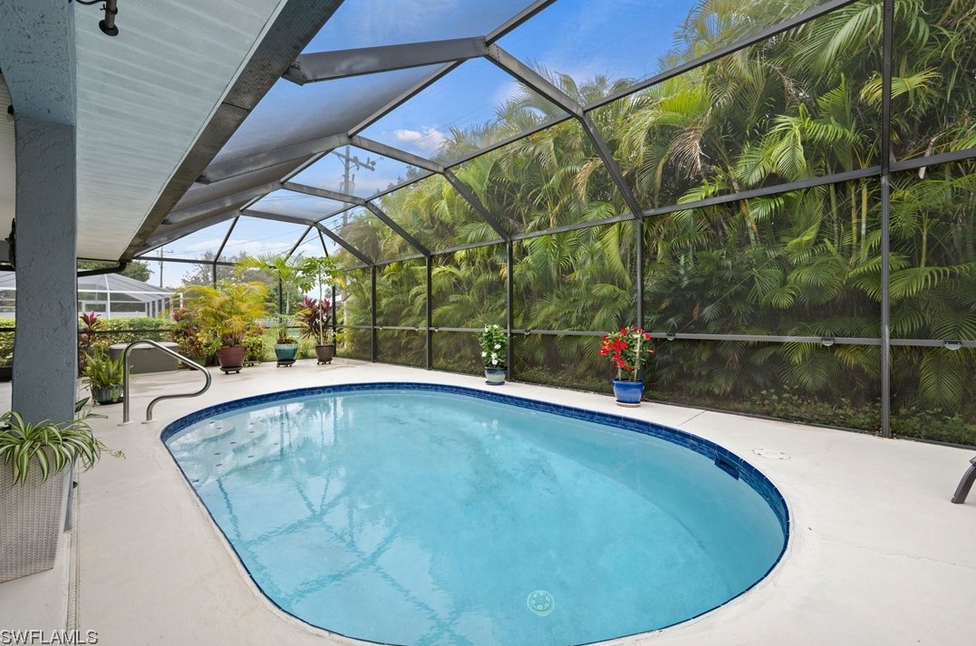 3708 2 Pl, Cape Coral FL  33904-4814 exterior