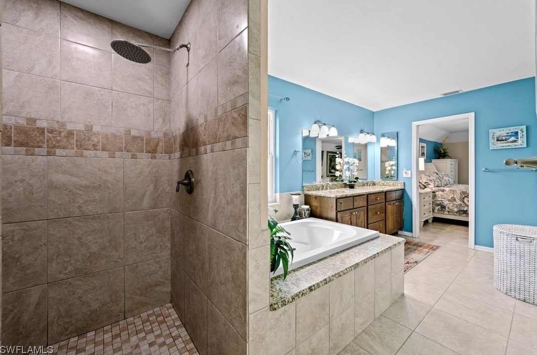 3708 2 Pl, Cape Coral FL  33904-4814 exterior