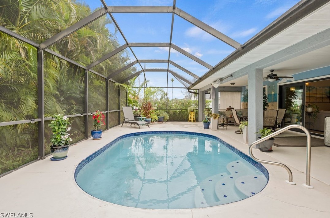 3708 2 Pl, Cape Coral FL  33904-4814 exterior
