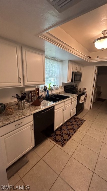 218 Ground Dove Cir, Lehigh Acres FL  33936-6909 exterior