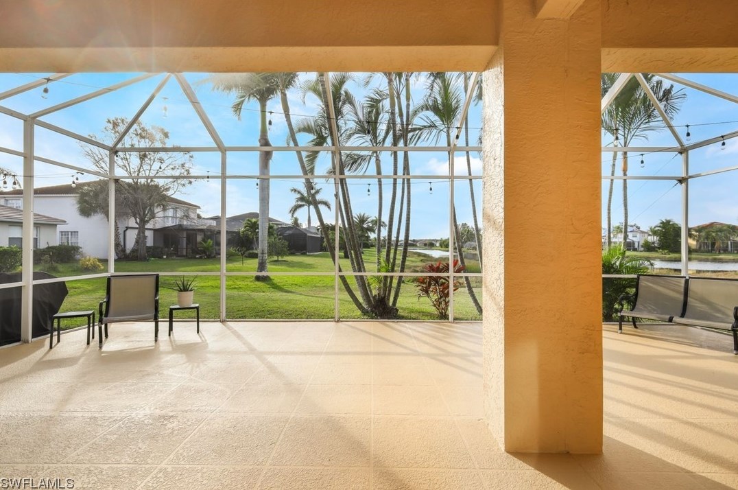 7755 Cameron Cir, Fort Myers FL  33912-5667 exterior