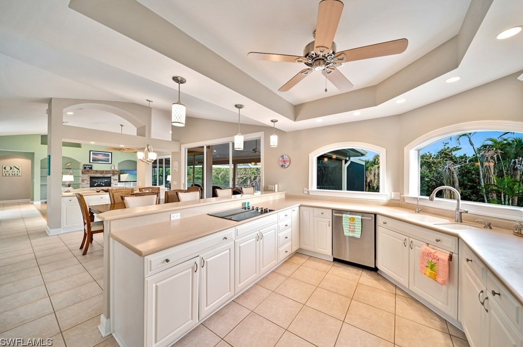 4428 Waters Edge Ln, Sanibel FL  33957-2805 exterior