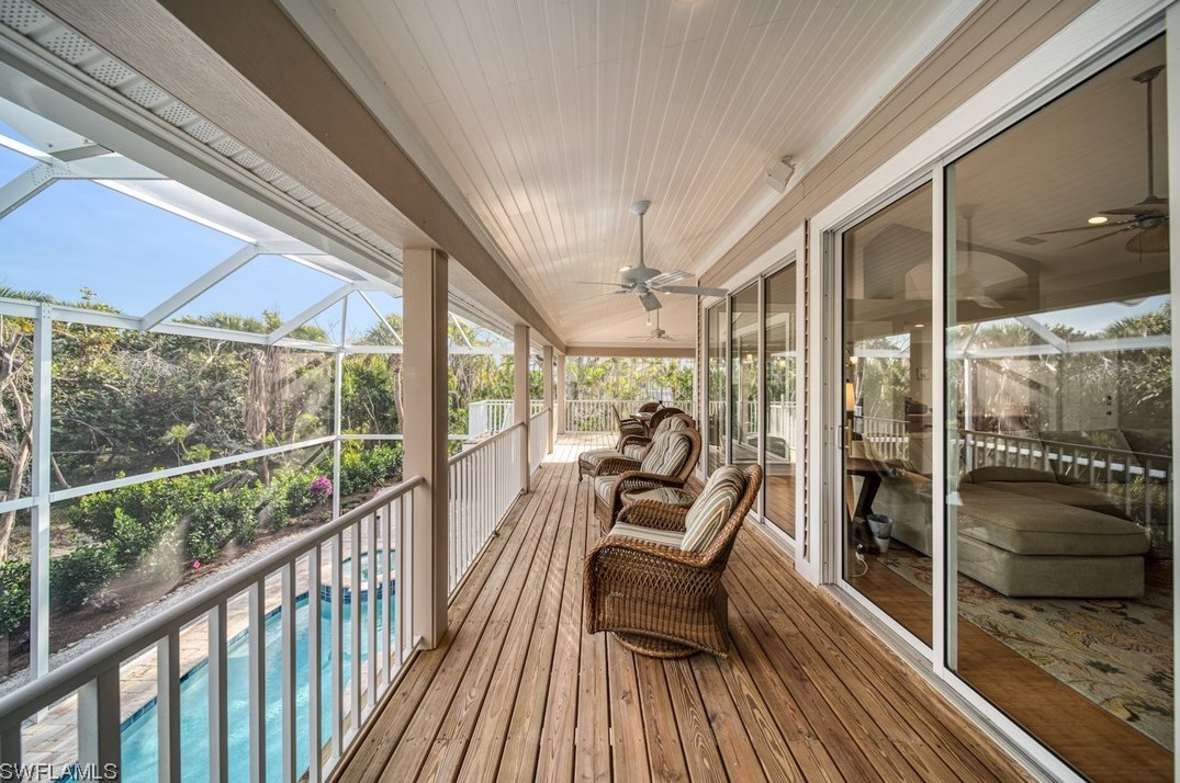 4428 Waters Edge Ln, Sanibel FL  33957-2805 exterior