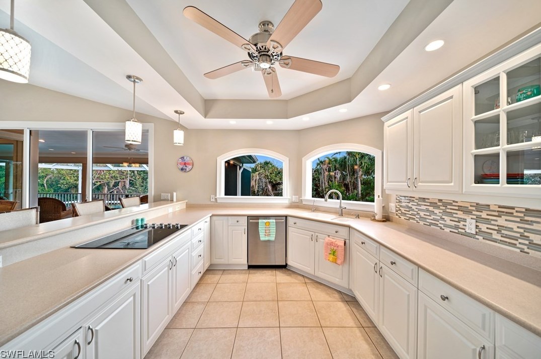 4428 Waters Edge Ln, Sanibel FL  33957-2805 exterior