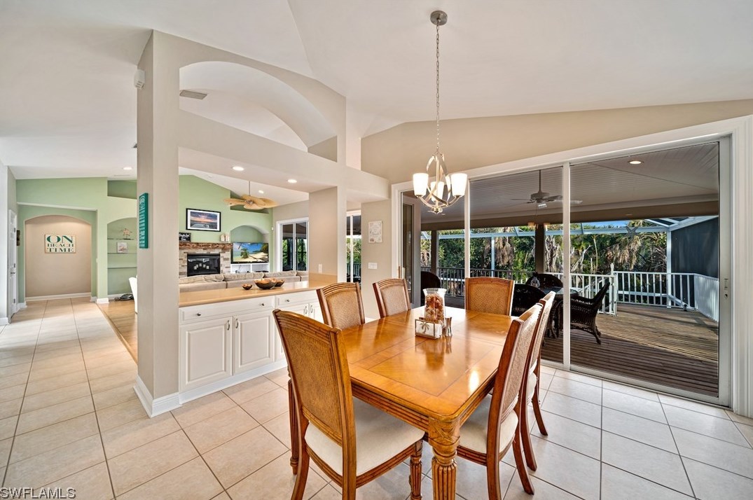 4428 Waters Edge Ln, Sanibel FL  33957-2805 exterior