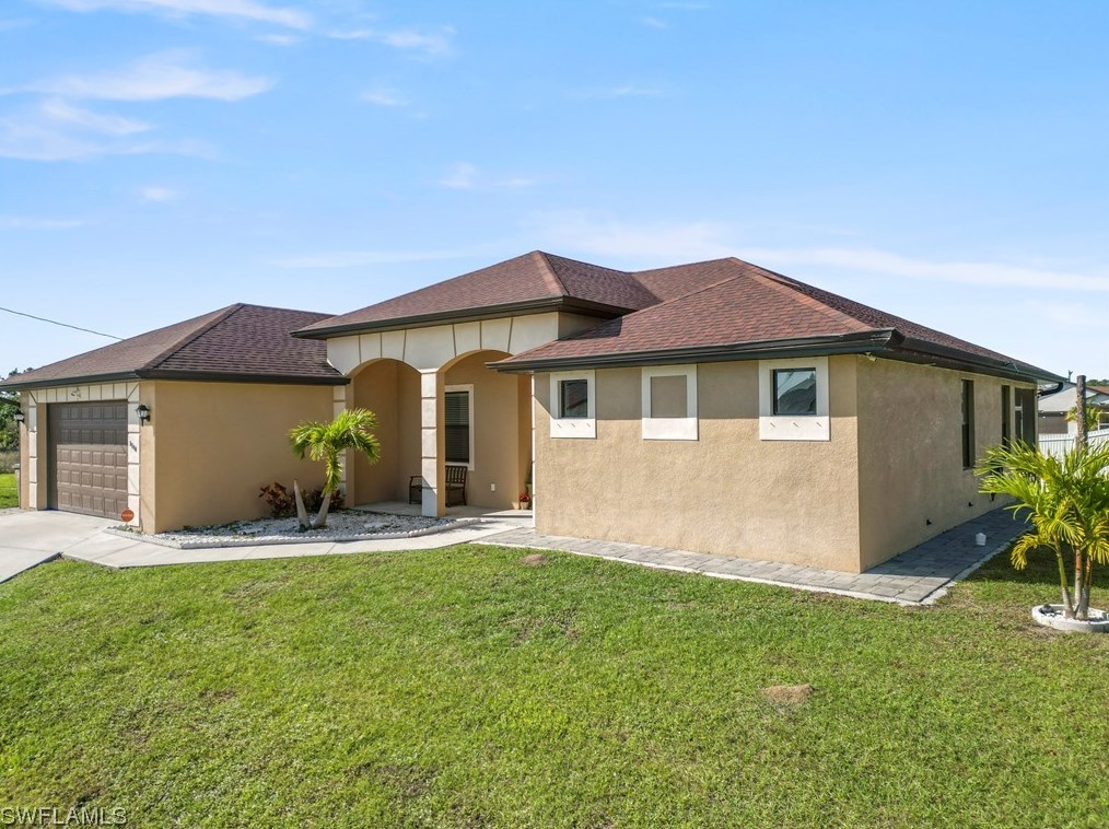 3510 11th Ct, Lehigh Acres FL  33971-7203 exterior