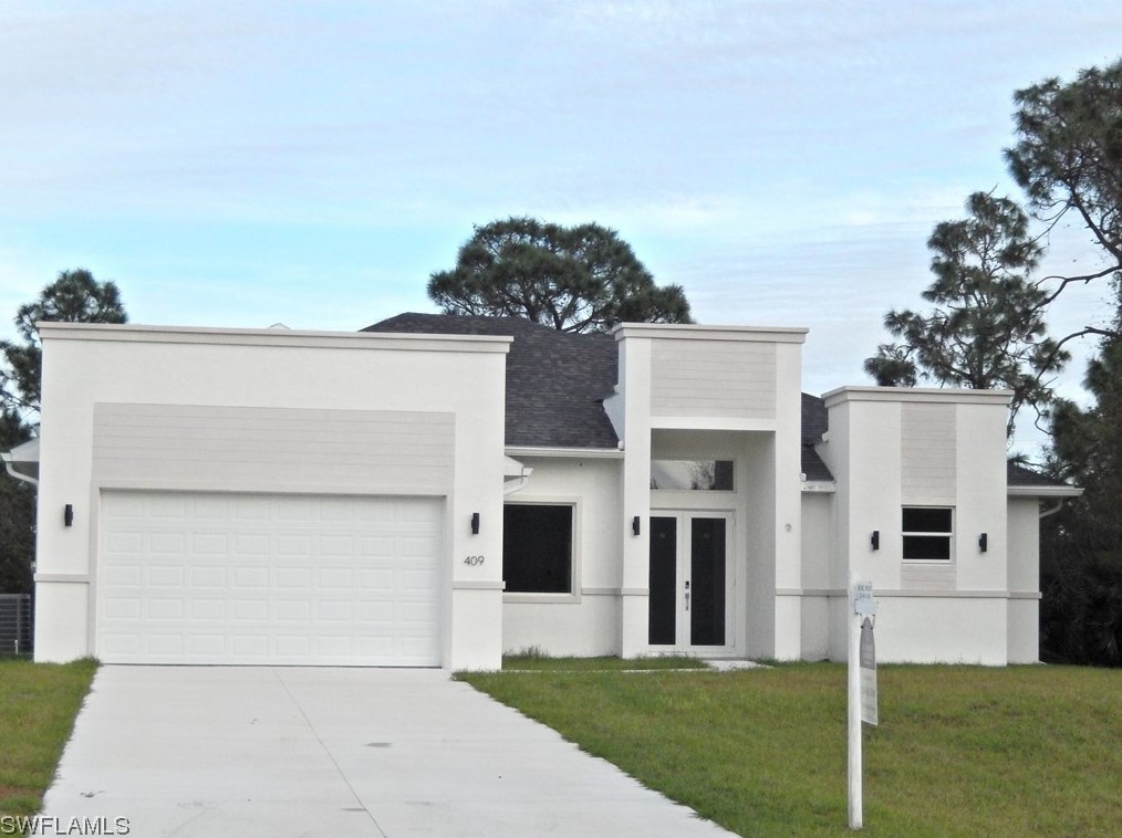 409 Columbus Blvd, Lehigh Acres FL  33974-4708 exterior