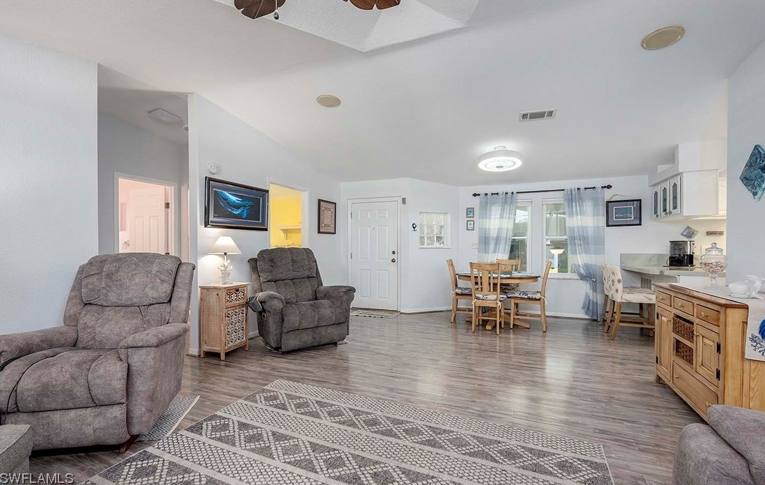 114 Conestoga Trl, Fort Myers FL 33917-3051 exterior