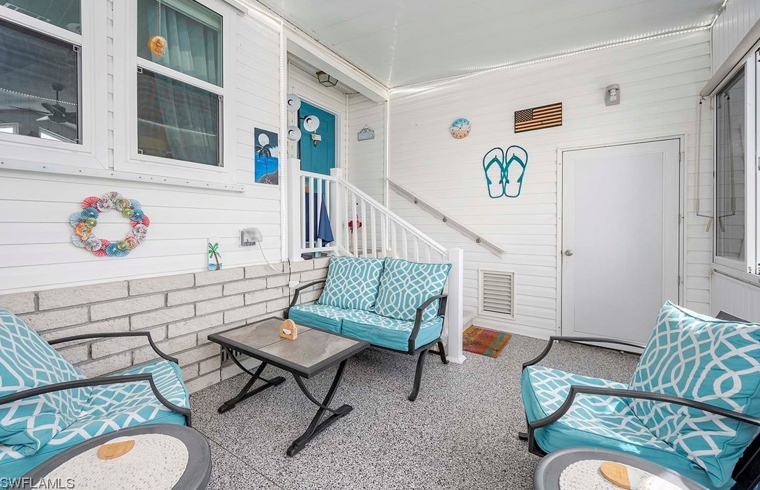 114 Conestoga Trl, Fort Myers FL 33917-3051 exterior