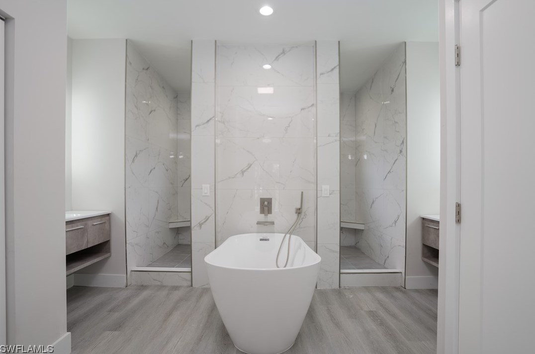 2813 45 St, Lehigh Acres FL 33976-4709 exterior