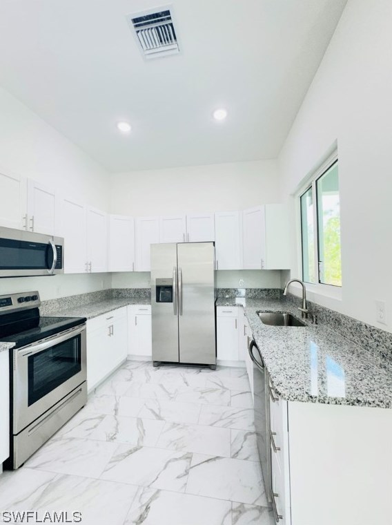 3002 43 St, Lehigh Acres FL 33976-4613 exterior